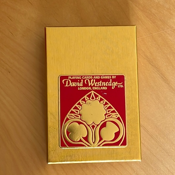 NEW Vintage David Westnedge LTD Plastic Coated Playing Cards crowns - Picture 1 of 4